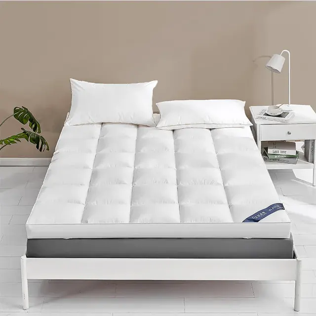 Original White Cool Warm Mattresses Washable Polyester Bed Mattress Topper by FNH