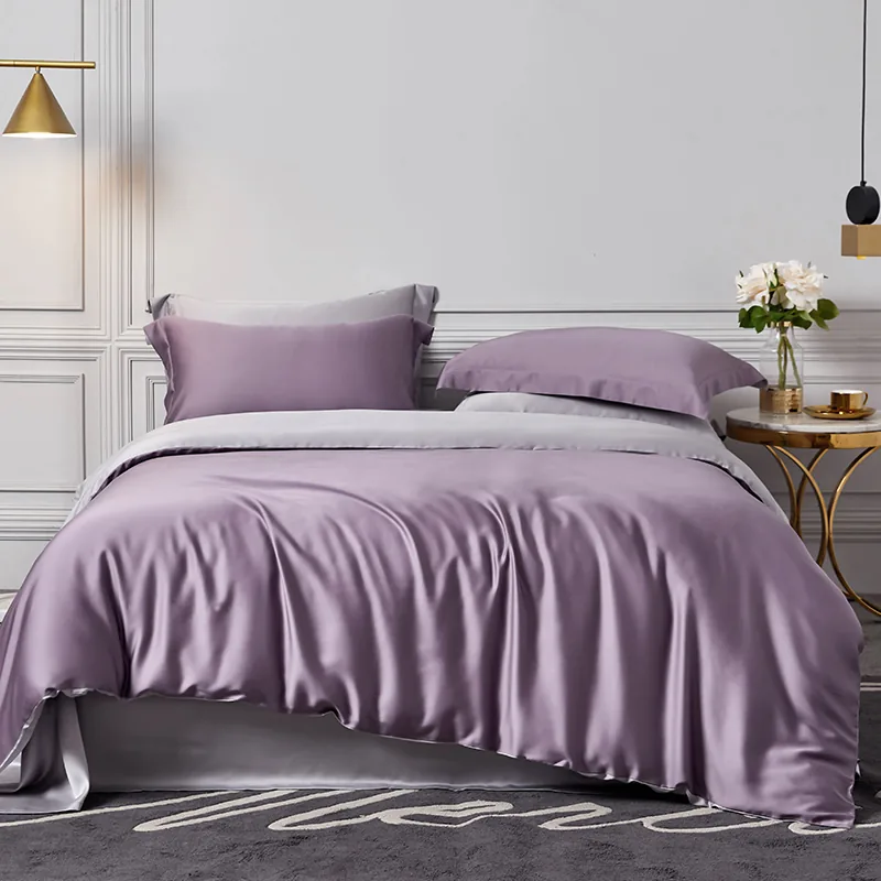 A B Style Duvet by FNH