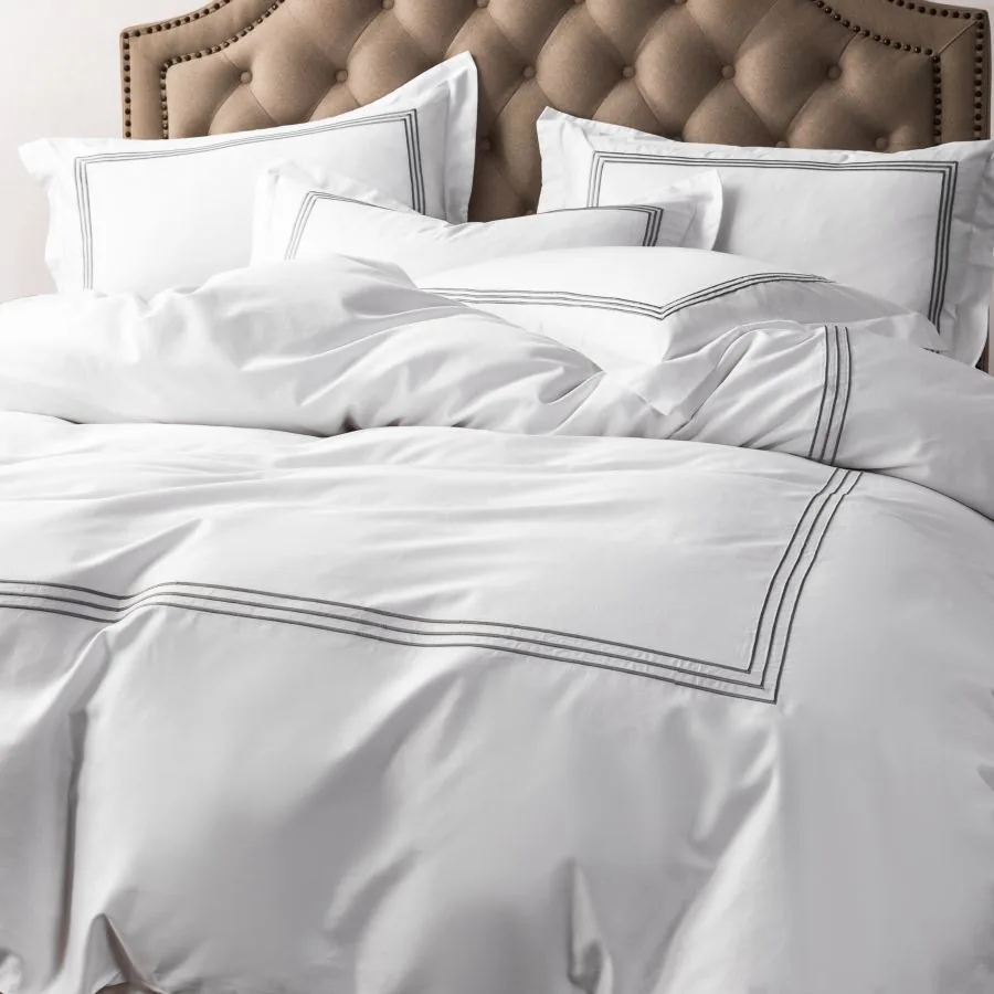 Embroidery Queen Cotton Fabric Inn Bedding Set by FNH