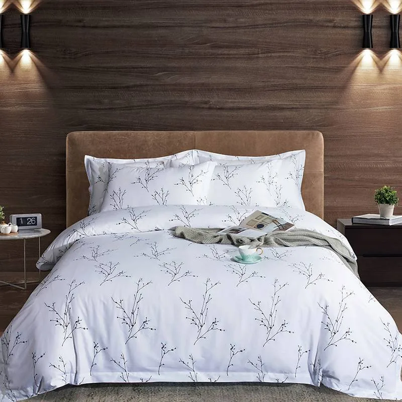 Patterned Print Super King Size Hotel Bedding Set by FNH